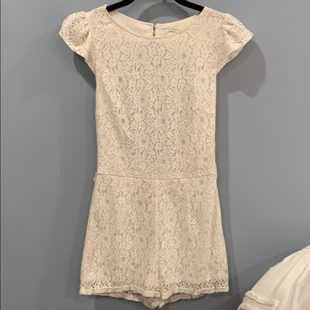 Lace romper